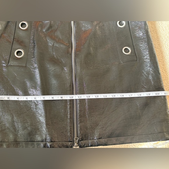 Gallery Couture Jacket - Picture 15 of 16